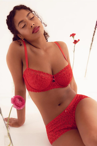 LACY KEYHOLE BALCONETTE BRA