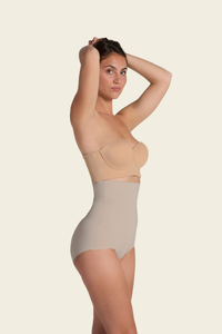 Extra High-Waisted Moderate Shaper Panty
