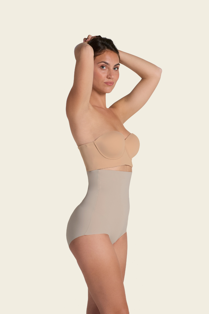 Extra High-Waisted Moderate Shaper Panty
